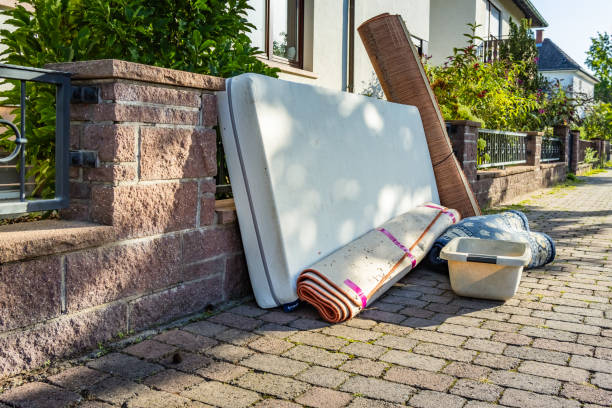 Best Yard Waste Removal  in Lawrence, MA
